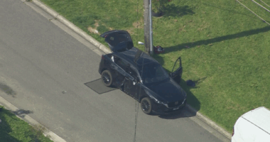 Police appeal for information into daytime Melbourne shooting