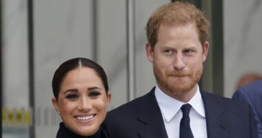 Prince Harry apologizes to Canada for wearing Dodgers hat at World Series
