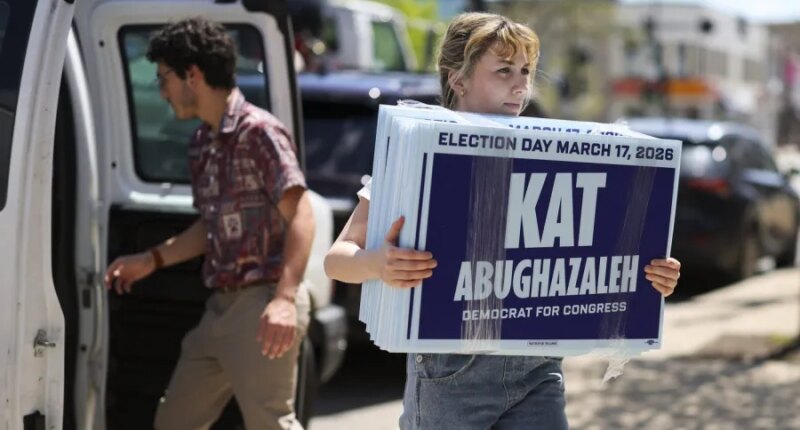 Pritzker, US lawmakers condemn 'Broadview 6' indictment over ICE protest