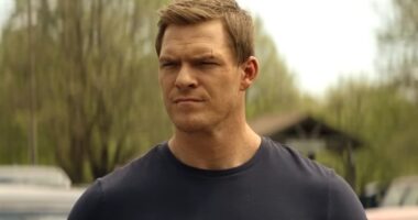 Reacher Star Alan Ritcher Named This Legendary Comedian His 'Hero'