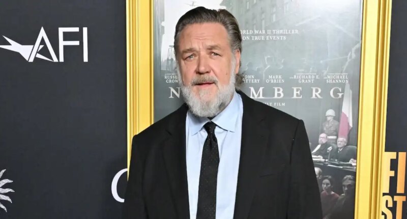 Russell Crowe Opens Up About His 57-Lb Weight Loss Secrets