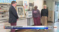Sen. Doris Turner providing community help through turkey donation in Springfield