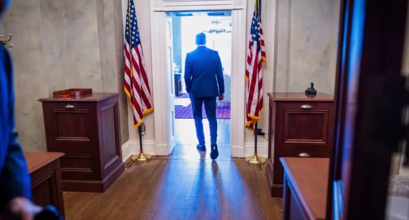 Senate approves bill to end the shutdown, sending it to the House