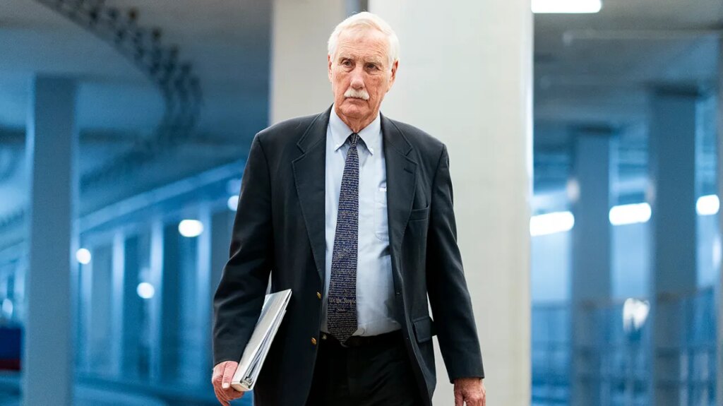 Senate has enough Democratic votes to reopen government after 40-day shutdown