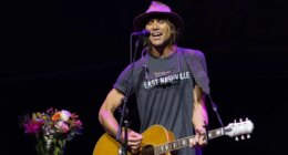 Singer Todd Snider arrested after reportedly being assaulted in Utah