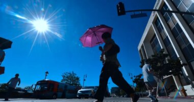 Southern California braces for strong Santa Ana winds, soaring temperatures