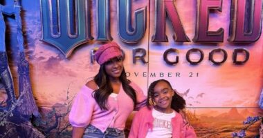 TOYA JOHNSON AND DAUGHTER REIGN ENJOY PRIVATE SCREENING OF WICKED: FOR GOOD