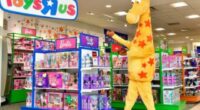 TOYS ‘R’ US MAKES A MAJOR COMBACK IN TIME FOR THE HOLIDAYS