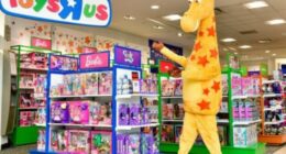 TOYS ‘R’ US MAKES A MAJOR COMBACK IN TIME FOR THE HOLIDAYS