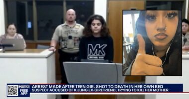 Teen shot ex-girlfriend then aimed for her mom: Police