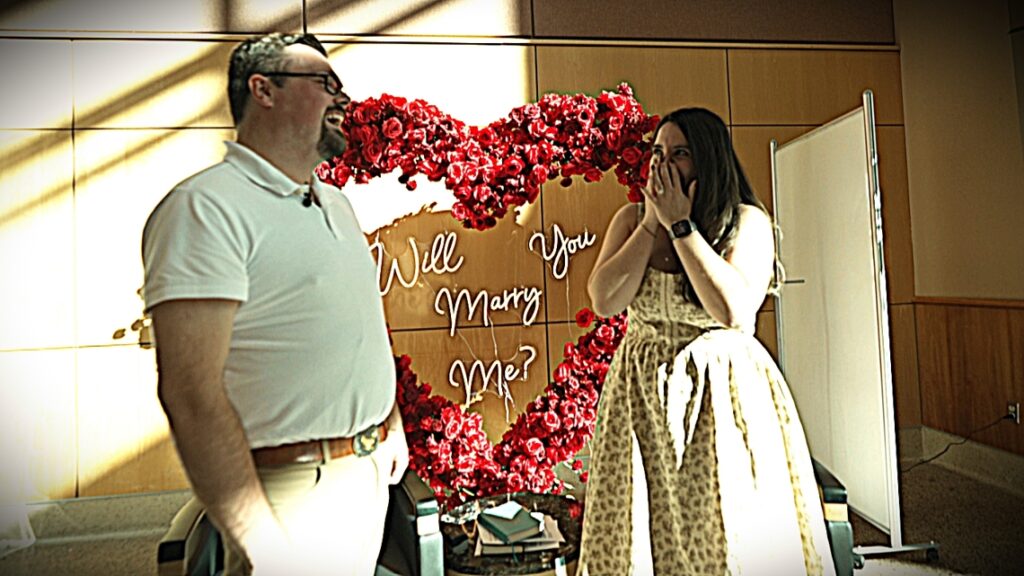 Teens who met in hospital after emerging from comas are getting married