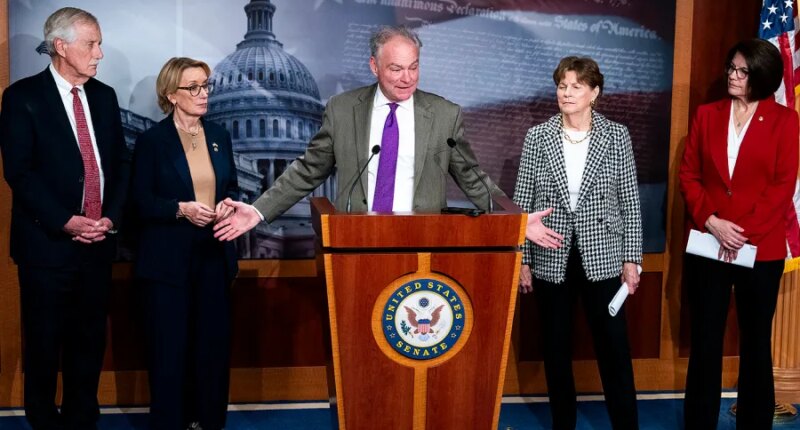 These are the 8 Senate Democrats who voted to end the shutdown