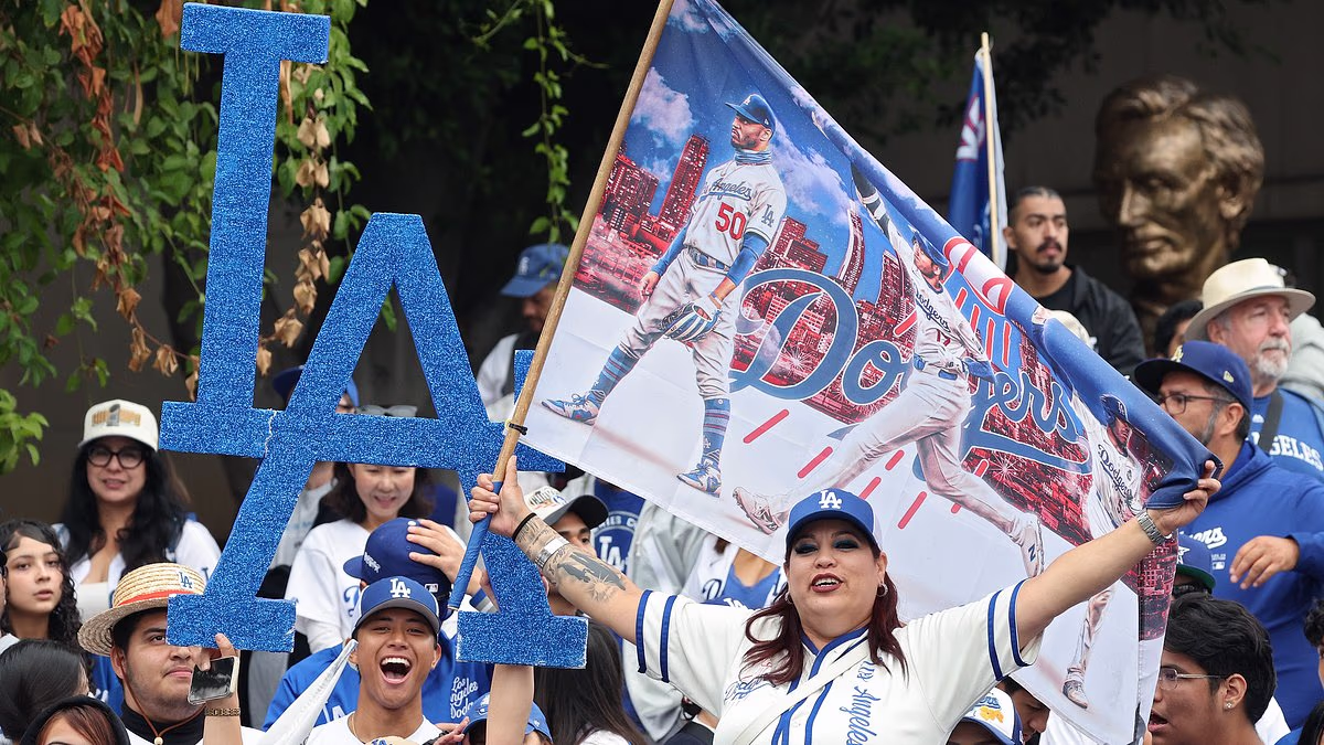 Thousands of fans line streets of LA for Dodgers World Series parade