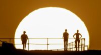 Too late to stop 1000 years of deadly heatwaves, Aussie scientists say