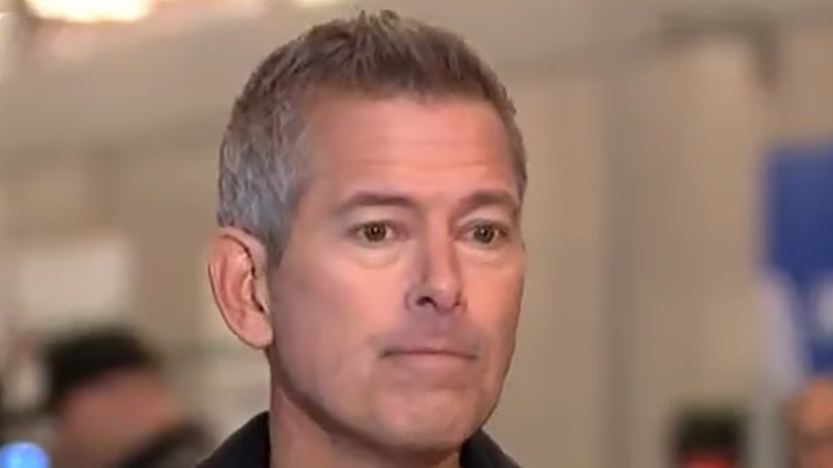 Transportation Sec vows revenge on absent air traffic controllers