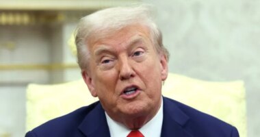 Trump tariff revenue not high enough to fund rebate checks: Analysis