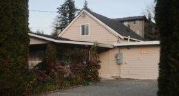 US halts all asylum decisions after shooting of National Guard members