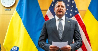 Ukrainian official Yermak resigns as corruption probe encircles Zelenskyy