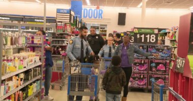 'Day with a Deputy' takes 50 kids on a shopping spree for Christmas