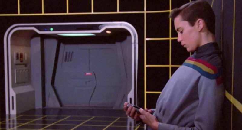 10 Best Holodeck Episodes In Star Trek, Ranked