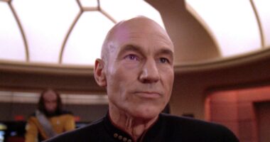 10 Star Trek Episodes That Predicted The Future