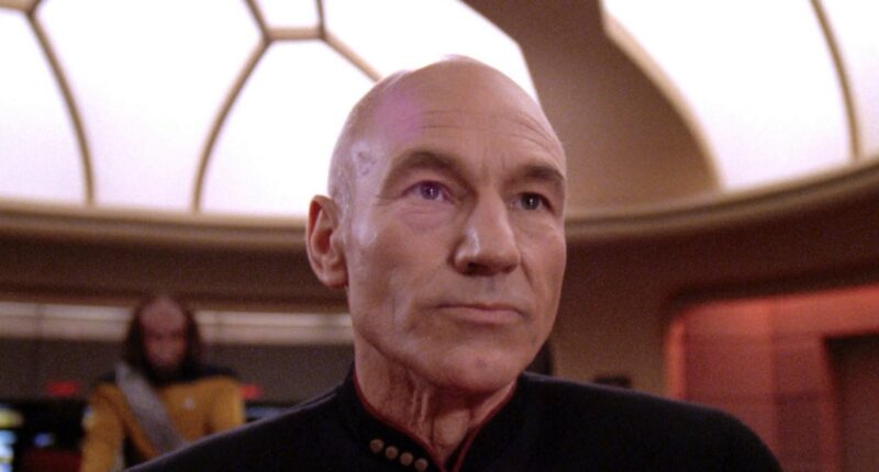 10 Star Trek Episodes That Predicted The Future