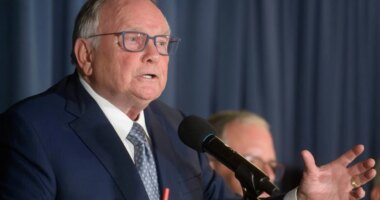 US government admits role in causing helicopter-plane collision that killed 67 in Washington