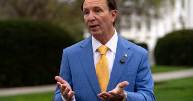 Trump approves deployment of 350 National Guard members to New Orleans