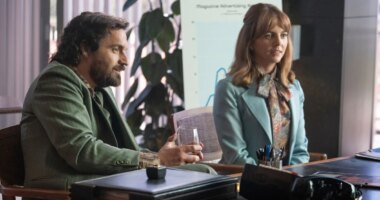 26 Must-Watch Netflix Sitcoms to Stream Right Now (December 2025): 'Minx' and More