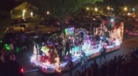 44th Annual Lakeland Christmas Parade brings families out early to save seats