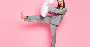 5 Bed Exercises That Flatten Lower Belly Pooch While You Wake Up After 60