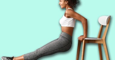 5 Chair Exercises That Tighten Sagging Arms in 30 Days After 55 (No Weights)