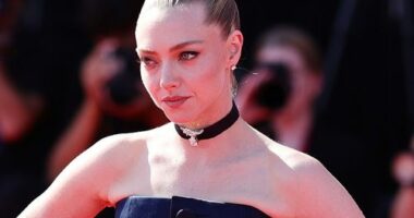 Actress doubles down on Charlie Kirk comments