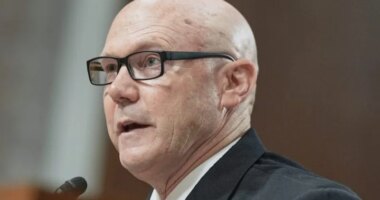 Admiral who ordered boat strike that killed survivors set to brief lawmakers