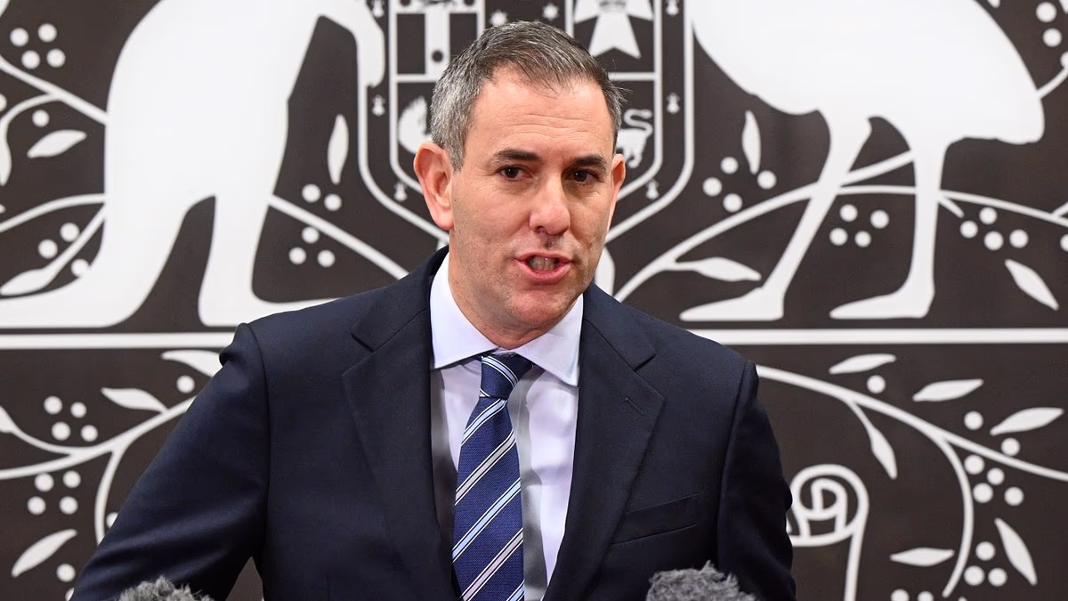 Australia's aid to Ukraine tops $1.7billion since the start of the war as new package is announced