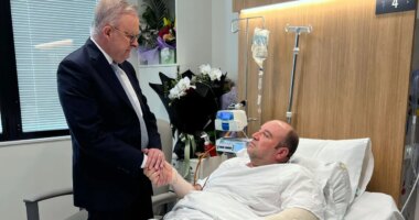 Australian prime minister announces national bravery honors after antisemitic terror attack