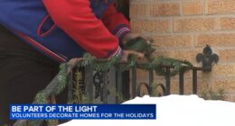 Be a Part of the Light 2025: My Block, My Hood, My City volunteers decorate South Side, Chicago homes on King Drive for holidays
