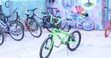 Bike Project of Urbana-Champaign gets large, last-day donation for holiday bike giveaway