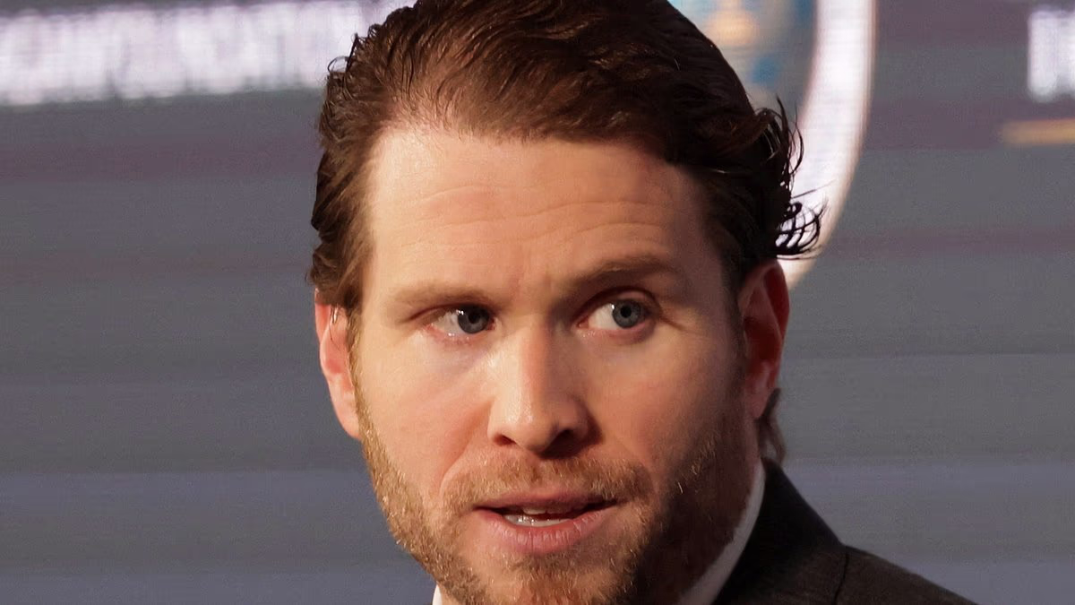 Billionaire calls for public hangings after 'three violent crimes'