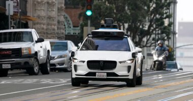 California woman gives birth inside self-driving Waymo taxi