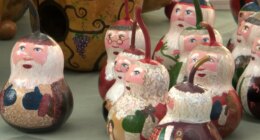 Carriage rides & Santa's mailbox drop-offs at 'Christmas in Olde Jonesborough'