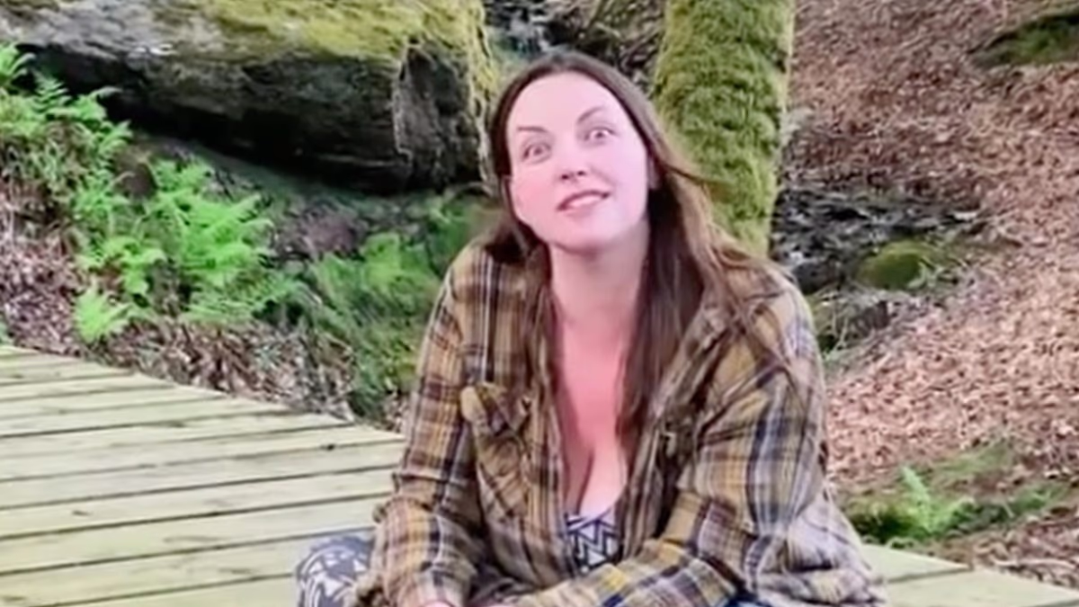 Charlotte Church has stopped wearing deodorant and 'generally stinks'