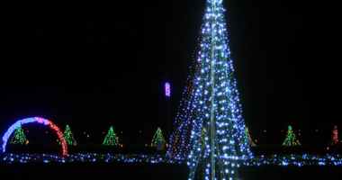 Christmas light shows open across Johnson City & Gray