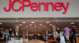 Deal to sell 117 JCPenney stores in danger of collapse