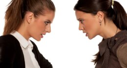 Dear Abby: Should I kick my controlling sister out?