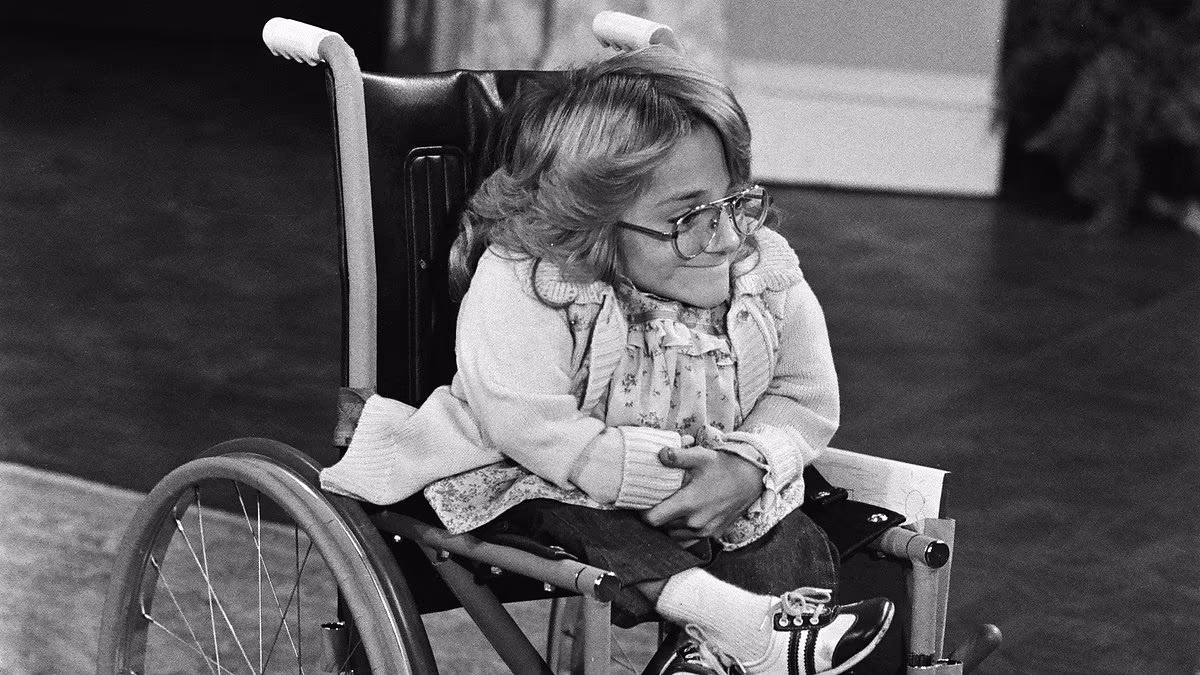 Diff'rent Strokes child star Melanie Watson dies at 57