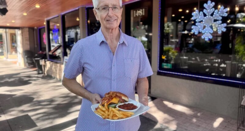 Downtown Sarasota restaurant celebrates 40 years in business