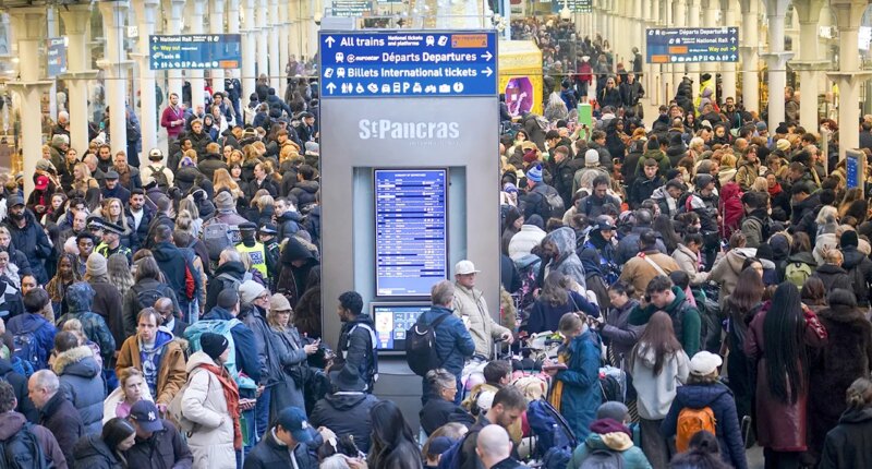 Eurostar forced to cancel all services to and from London after 'major disruption' in Channel Tunnel