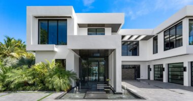 Exclusive | New York socialite snags Manalapan, Florida, mansion for $21 million