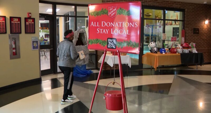 Final days to donate: The Salvation Army's Red Kettle ends Christmas Eve